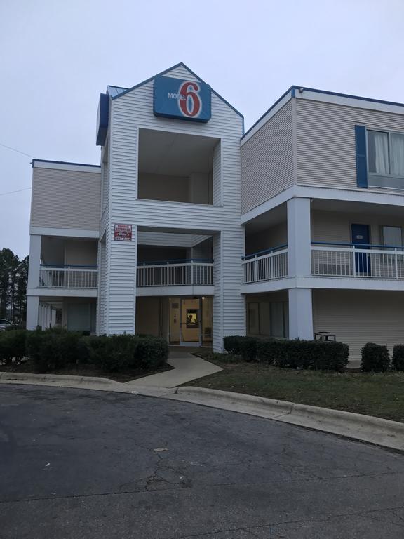 Motel 6-Raleigh, NC - North Exterior foto